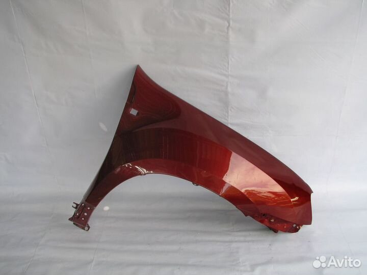 Renault Duster крыло правое переднее 2010+