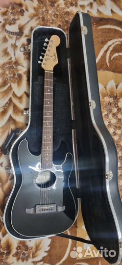 Fender stratacoustic