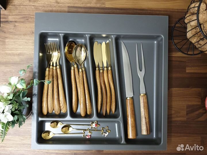 Лоток для столовых приборов blum