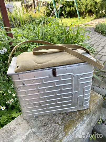 Рыболовный ящик