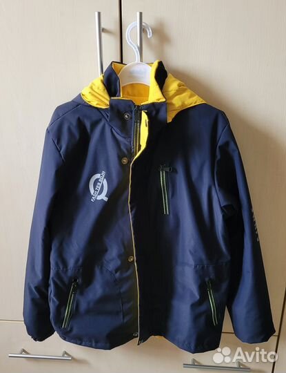 Куртка на мальчика р.140 на весну-осень