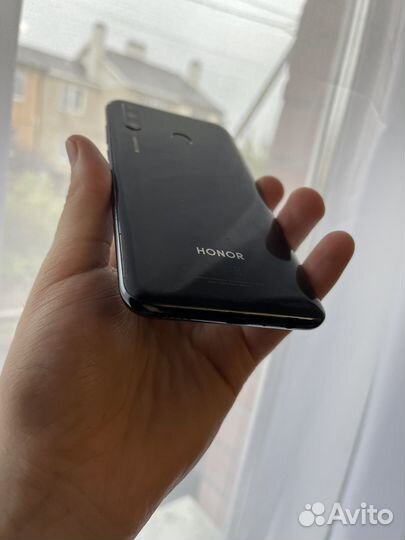 HONOR 20e, 4/64 ГБ