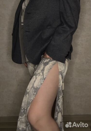 Платье змеиный принт летнее H&M