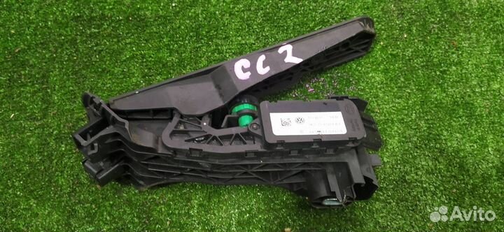 Педаль газа Volkswagen Passat Cc 2.0 дизель 2009