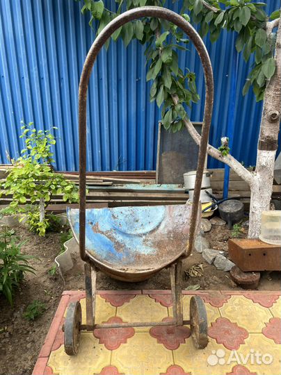 Тачка садовая