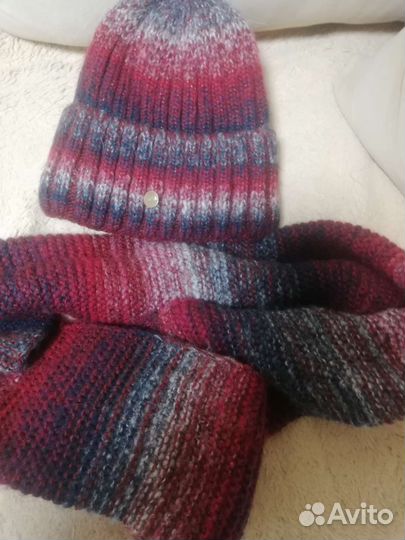 Шапка женская вязанная хомут