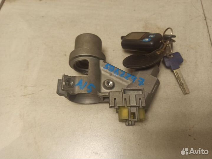 Замок зажигания A153704010 Чери