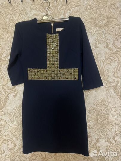 Нарядное платье