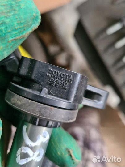 Катушка зажигания Toyota Corolla E150 1.6 1ZR-FE