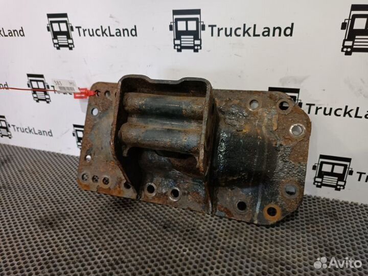 Держатель кронштейна кпп правый Man Tgx