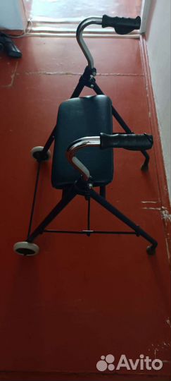 Ходунки для взрослых с колесами