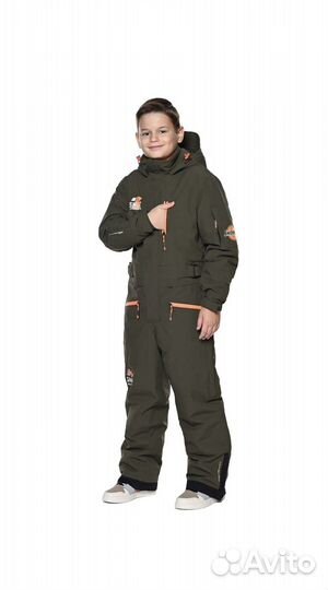 Горнолыжный комбинезон