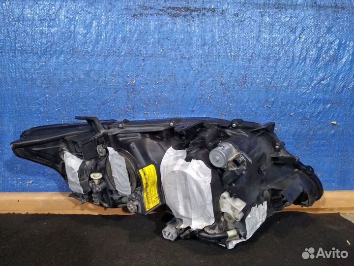 Фара левая Lexus RX