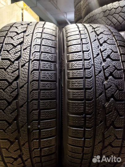 Kumho I'Zen RV ASYMMETRIC 215/55 R18 99H