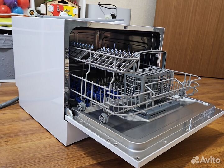 Посудомоечная машина Weissgauff