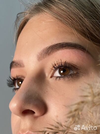 Оформление бровей