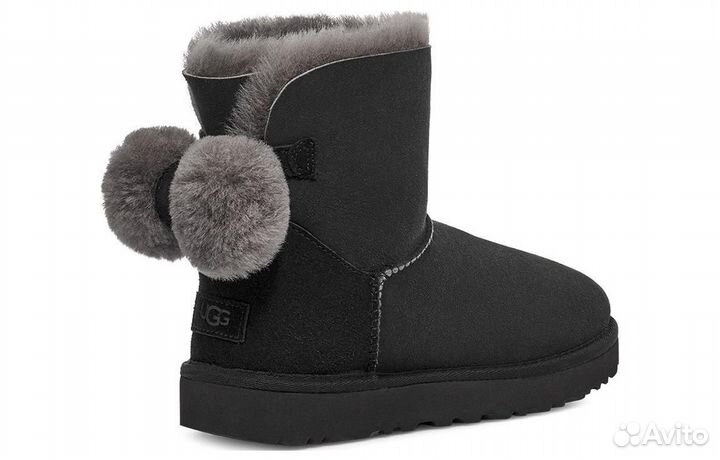 UGG Women's cluggette 'Black' (40)