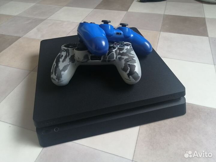 Sony PS4 slim 1tb