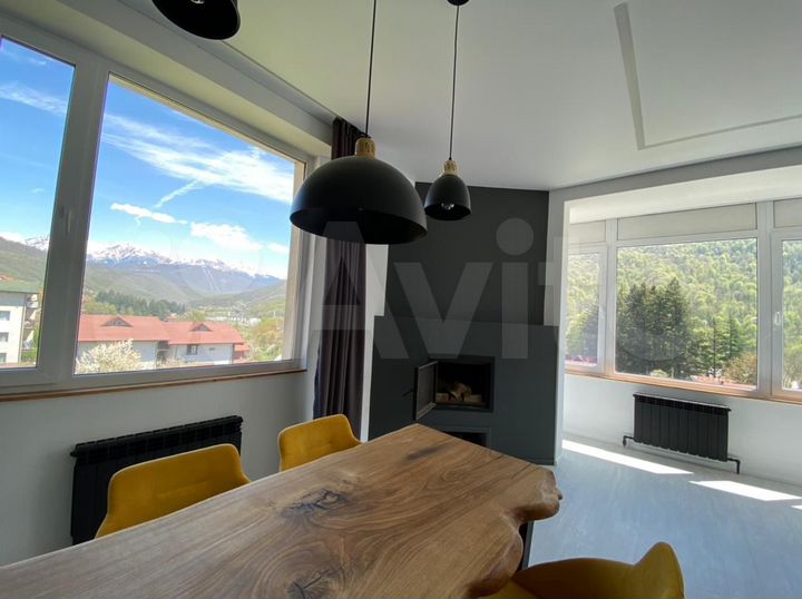 3-к. квартира, 130 м², 3/5 эт.