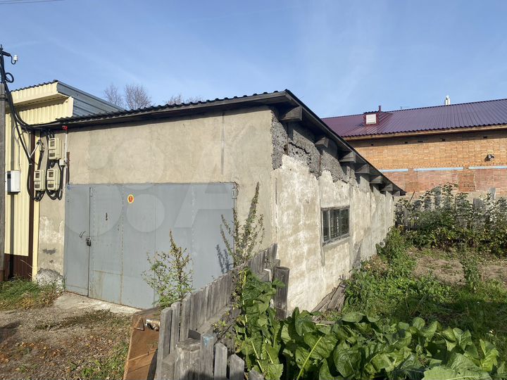 Гараж, > 30 м²