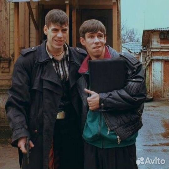 Винтажная кожаная куртка бандитка 90 х бомбер 50