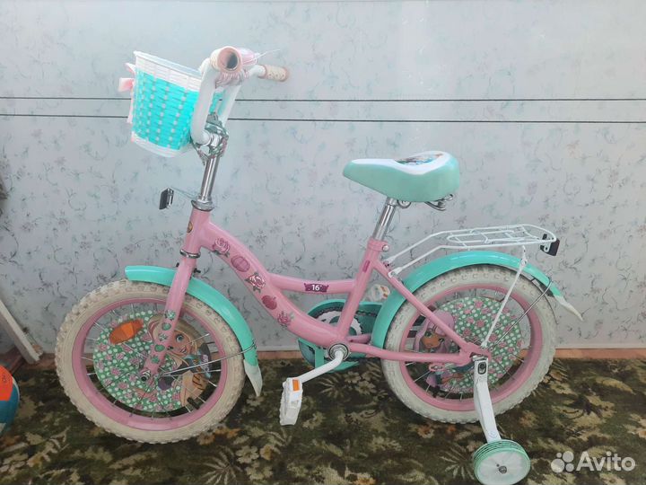Велосипед для девочки 4-6 лет