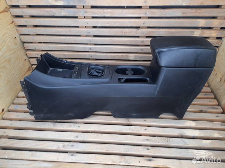 Консоль салона (центральная часть) SsangYong 2