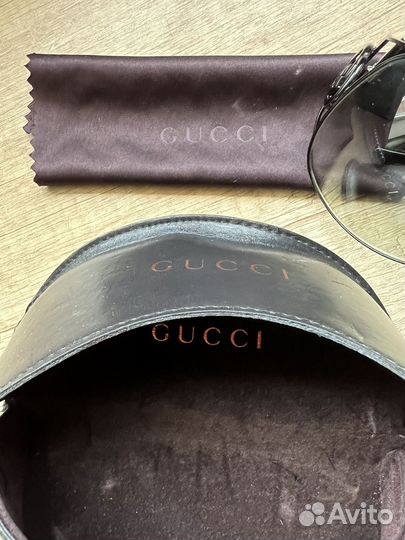 Солнцезащитные очки женские Gucci