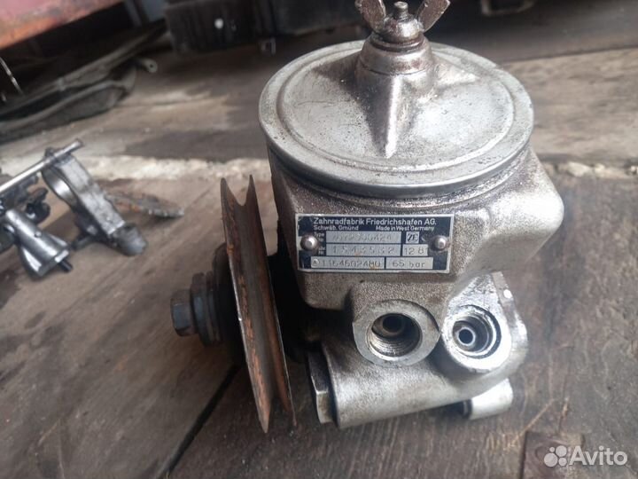 Двигатель запчасти