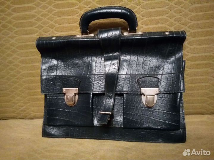 Портфель мужской новый