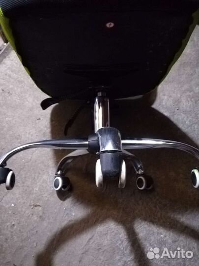 Компьютерное кресло бу