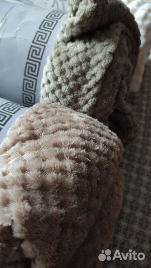 Мягкие пледы 150*200 и 200*220