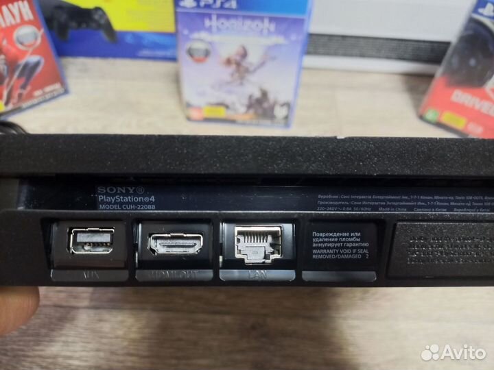 Sony PS4 Slim 1tb, 2 геймпада, игры