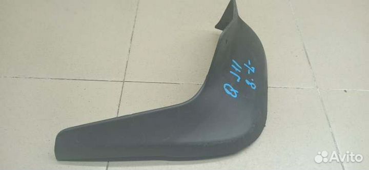 Брызговик задний левый задний левый Nissan Qashqai