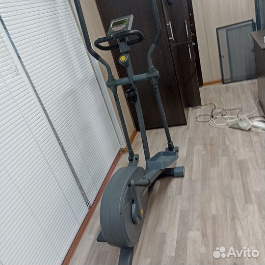 Эллиптический тренажер torneo festa c 310