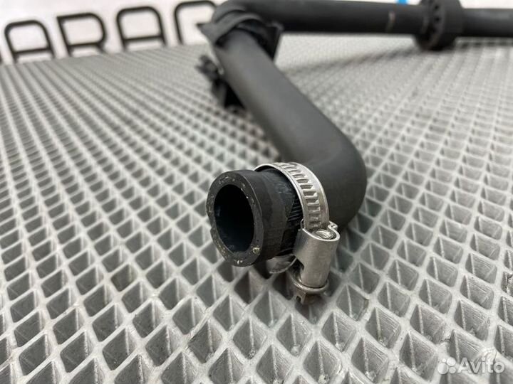 Патрубок охлаждения Mercedes-Benz Ml-Class W163