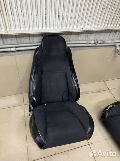 Передние сиденья ваз 2110