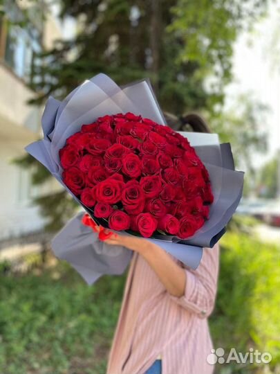 Букет из 25 красных роз