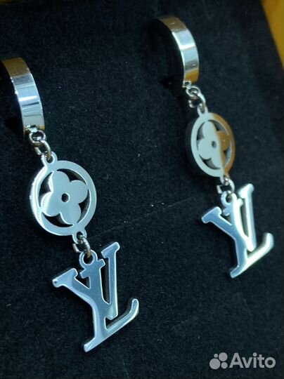 Серьги Louis Vuitton lux новинка
