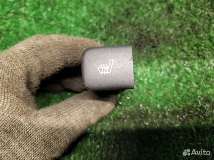 Кнопка подогрева сидений Saab 9-3