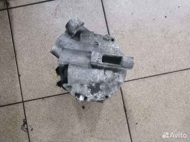 Компрессор кондиционера Volvo V40 XC90 S90 S60