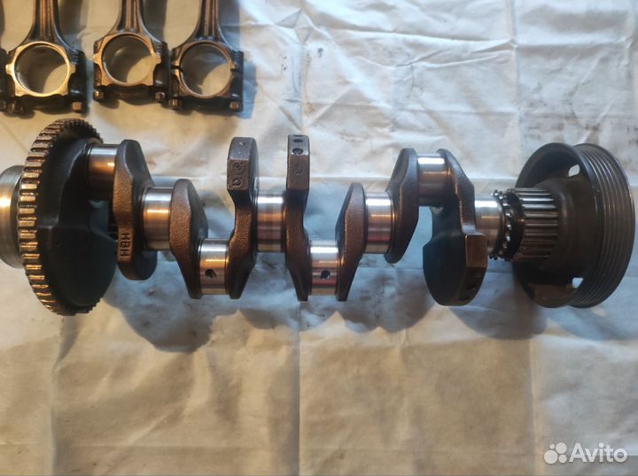 Коленвал и поршни AKL 1,6