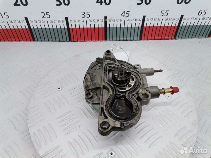 Насос вакуумный Opel Astra G 2009 1348616