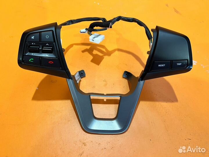 Кнопки руля на Hyundai Creta