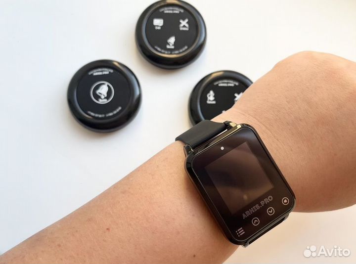 Беспроводная кнопка вызова официанта и часы