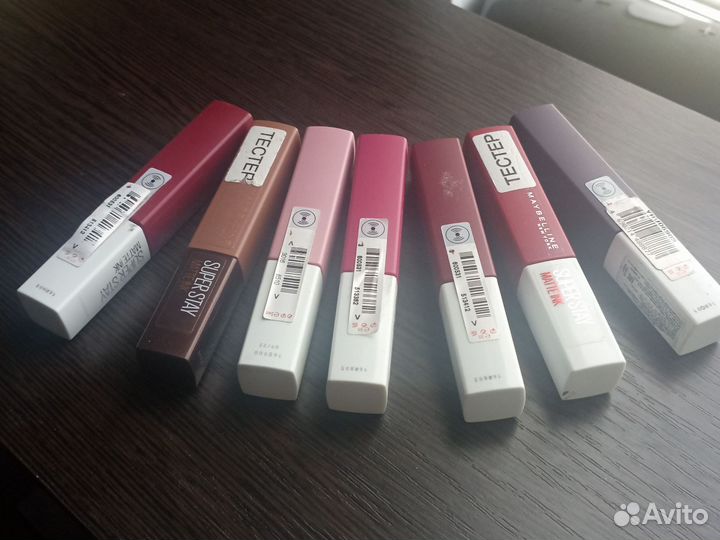 Помады Мейбелен Нью-Йорк супер устойчивые