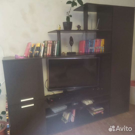 Стенка в гостиную бу