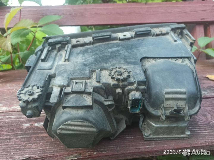 Фара левая бмв e38