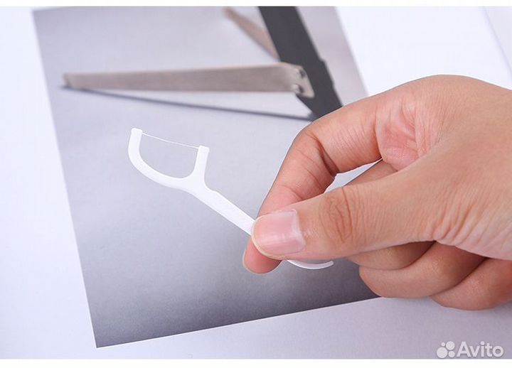 Флоссеры (зубная нить и зубочистка)