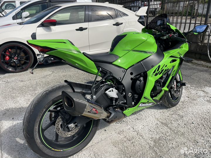 Продам Kawasaki ZX-10RR Limited 2019 год